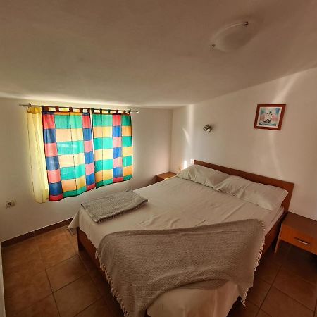 Apartments Niko Trogir Exterior foto